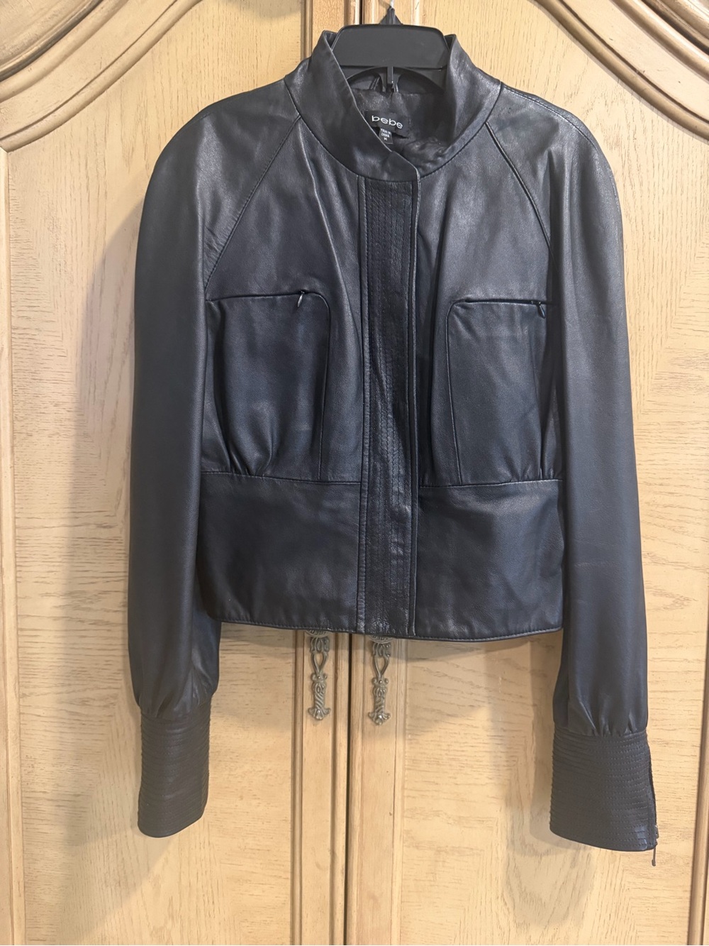 Women’s leather jacket